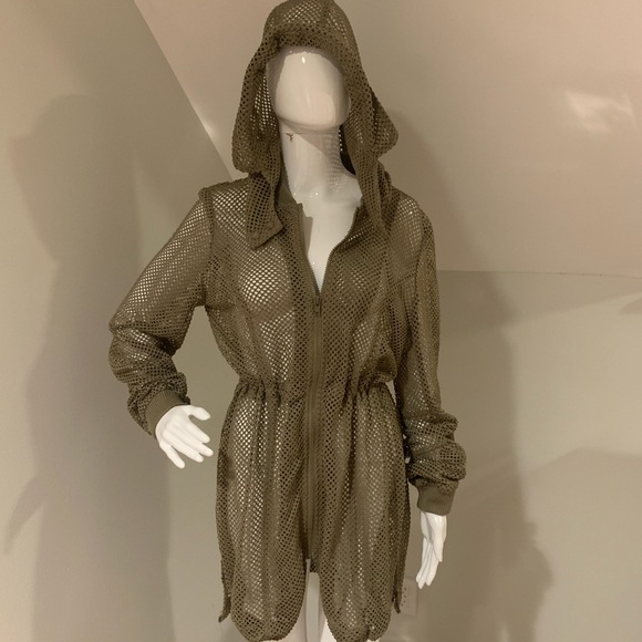 Mesh/Netted material green jacket! - Picture 3 of 8